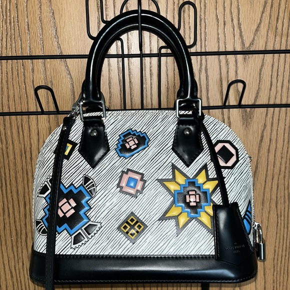Rare limited edition Louis Vuitton Epi azteque Alma BB - Picture 8 of 16